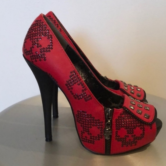 Iron Fist "Ruff Riders" - Picture 1 of 7